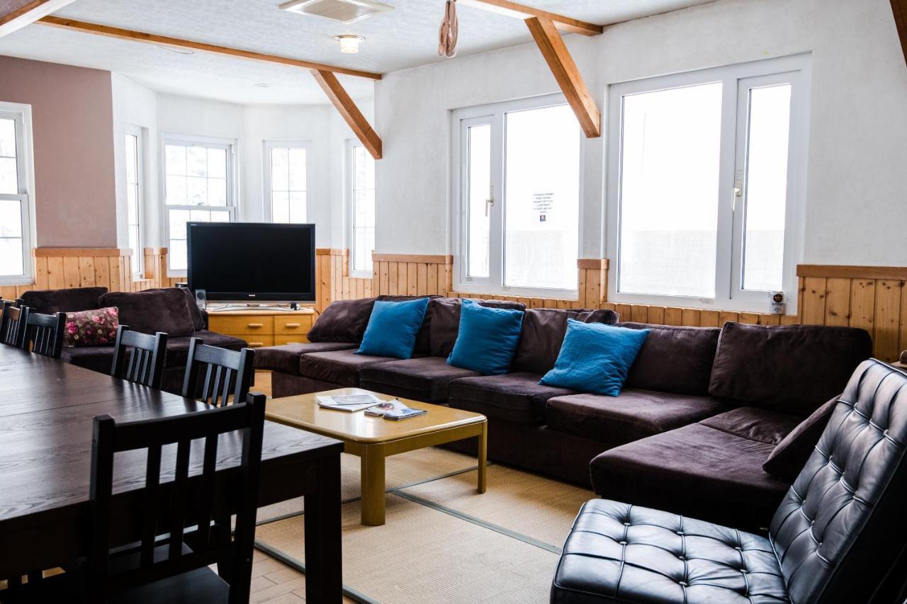 Absolute Niseko Lodge Ōmagari Buitenkant foto