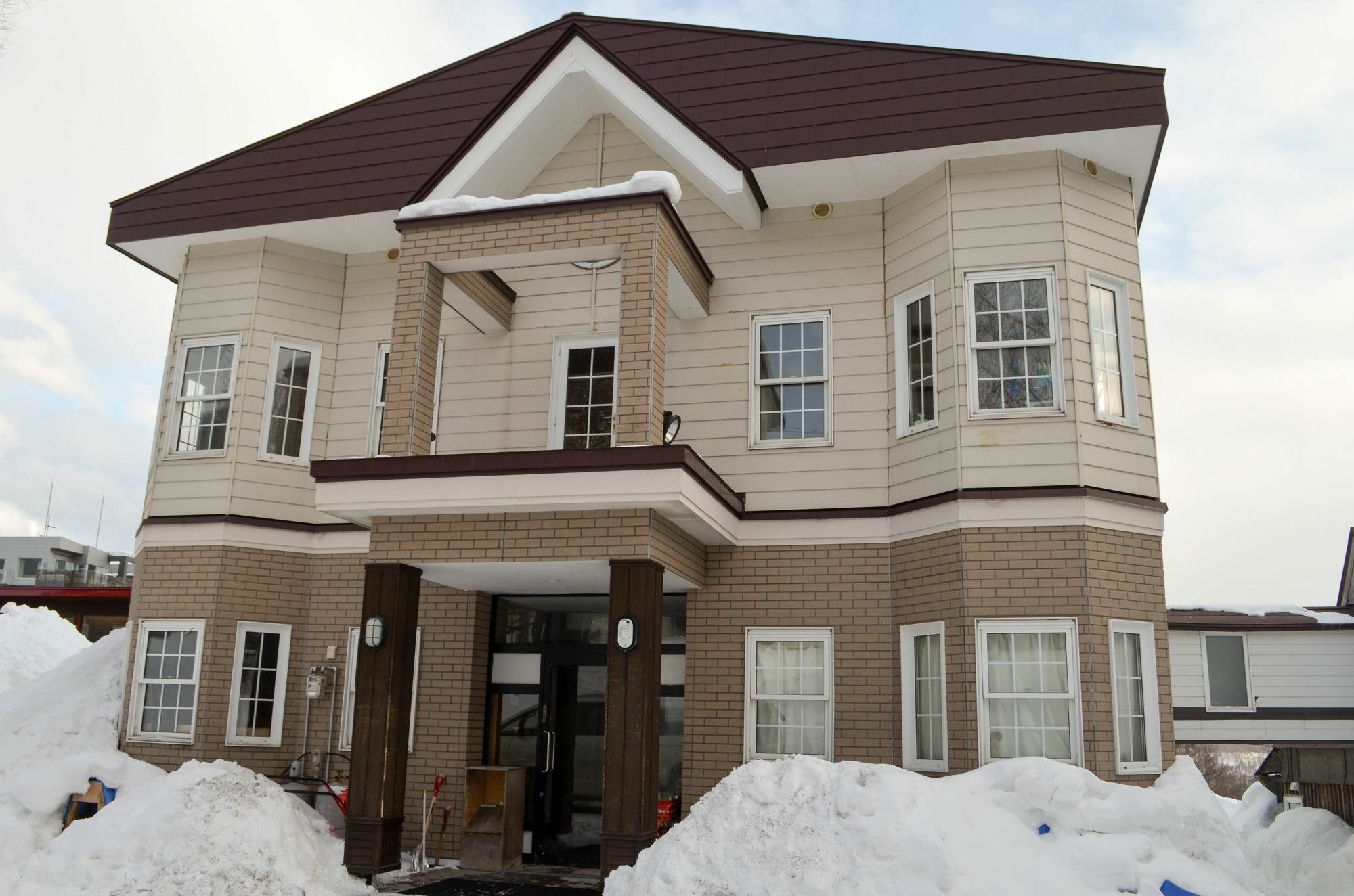 Absolute Niseko Lodge Ōmagari Buitenkant foto